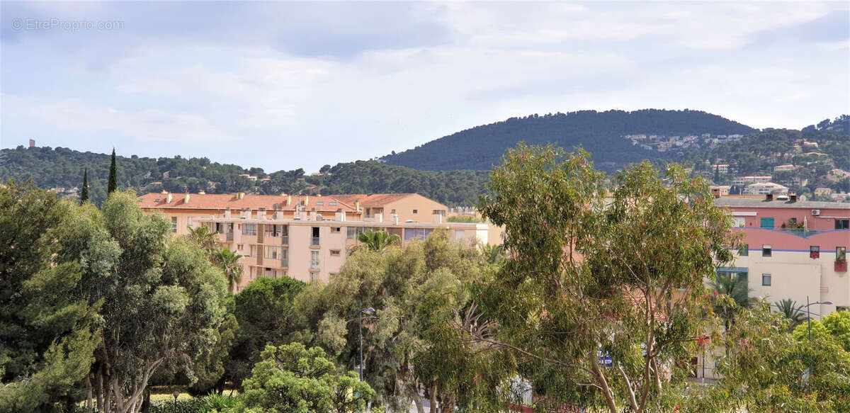 Appartement à HYERES
