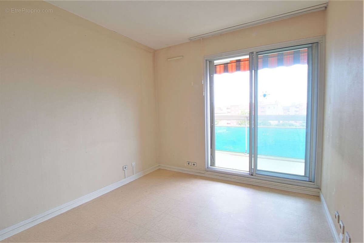 Appartement à HYERES