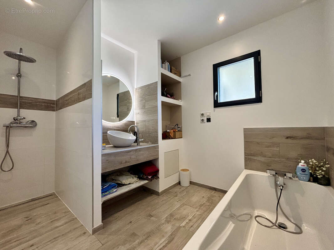 Maison à CHATELLERAULT