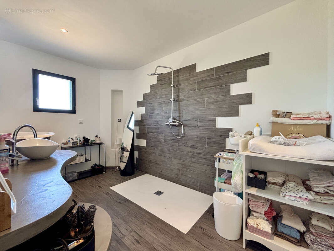 Maison à CHATELLERAULT