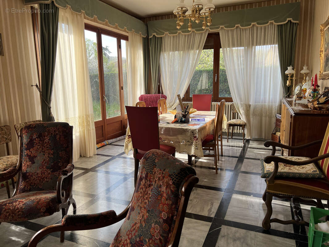 Maison à L&#039;ISLE-EN-DODON