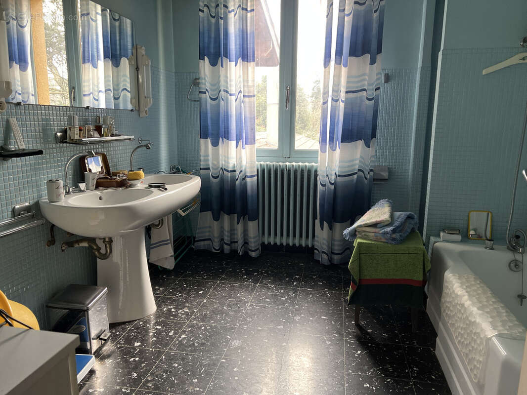 Maison à L&#039;ISLE-EN-DODON