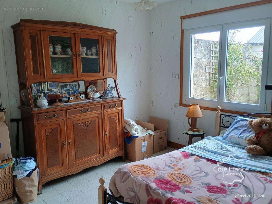 Maison à SAINS-RICHAUMONT