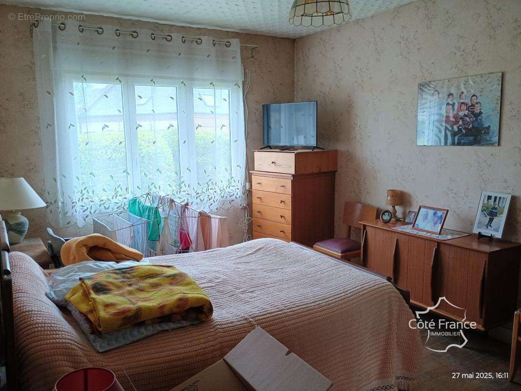 Maison à SAINS-RICHAUMONT