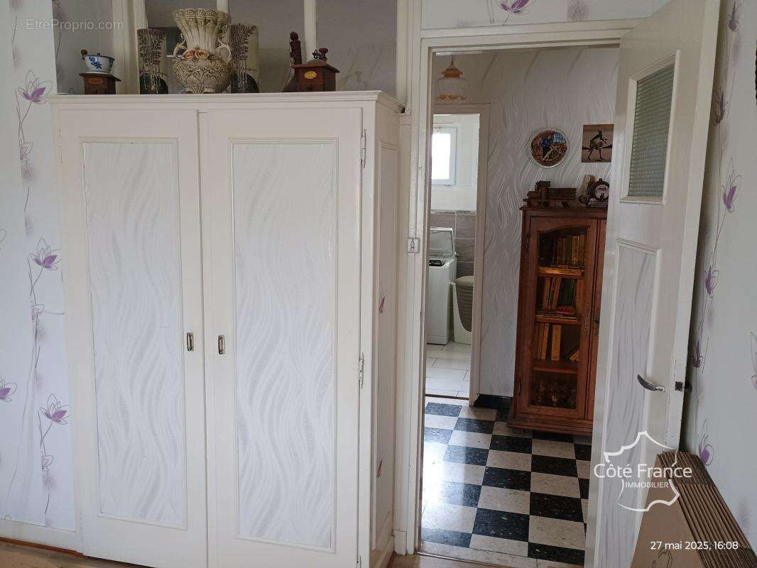 Maison à SAINS-RICHAUMONT