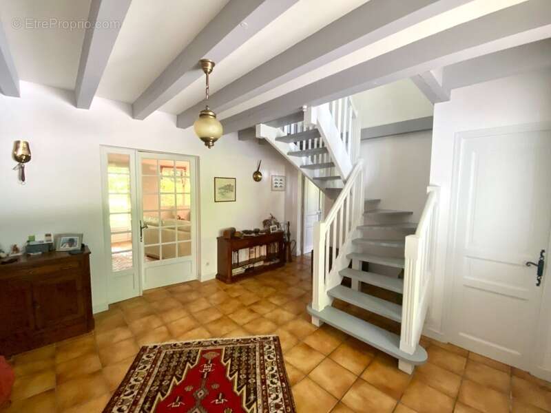 Maison à SAINT-PIERRE-DU-MONT