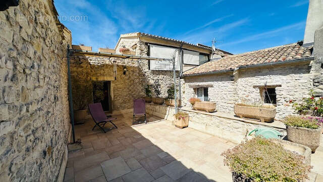 Maison à VAISON-LA-ROMAINE