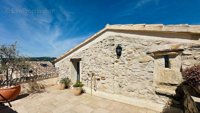 Maison à VAISON-LA-ROMAINE