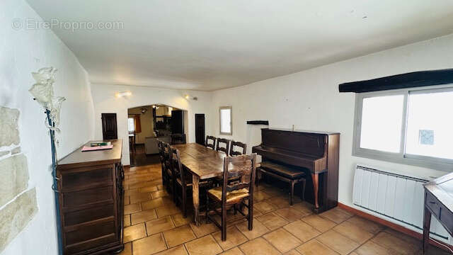 Maison à VAISON-LA-ROMAINE