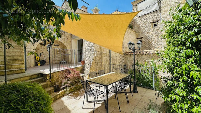 Maison à VAISON-LA-ROMAINE