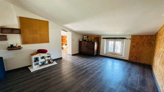 Maison à VAISON-LA-ROMAINE