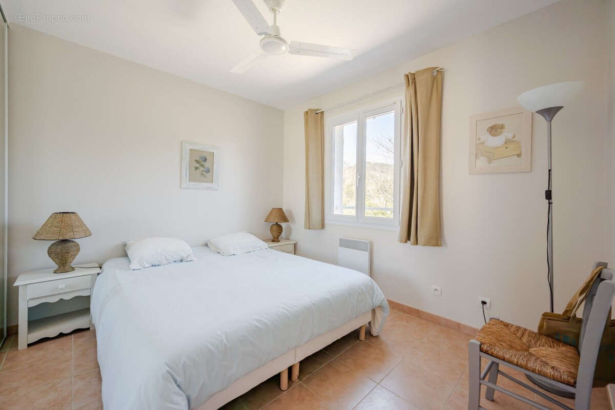 Maison à PLAN-DE-LA-TOUR