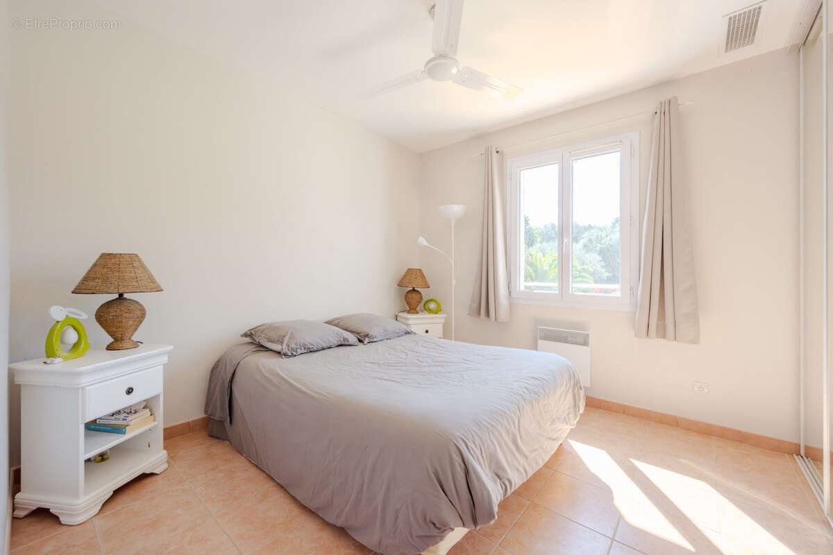 Maison à PLAN-DE-LA-TOUR