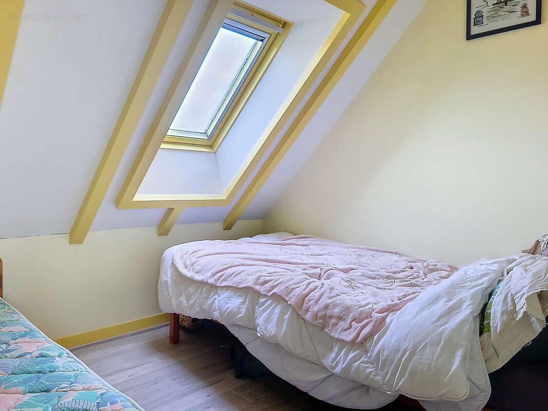 Maison à REGNEVILLE-SUR-MER