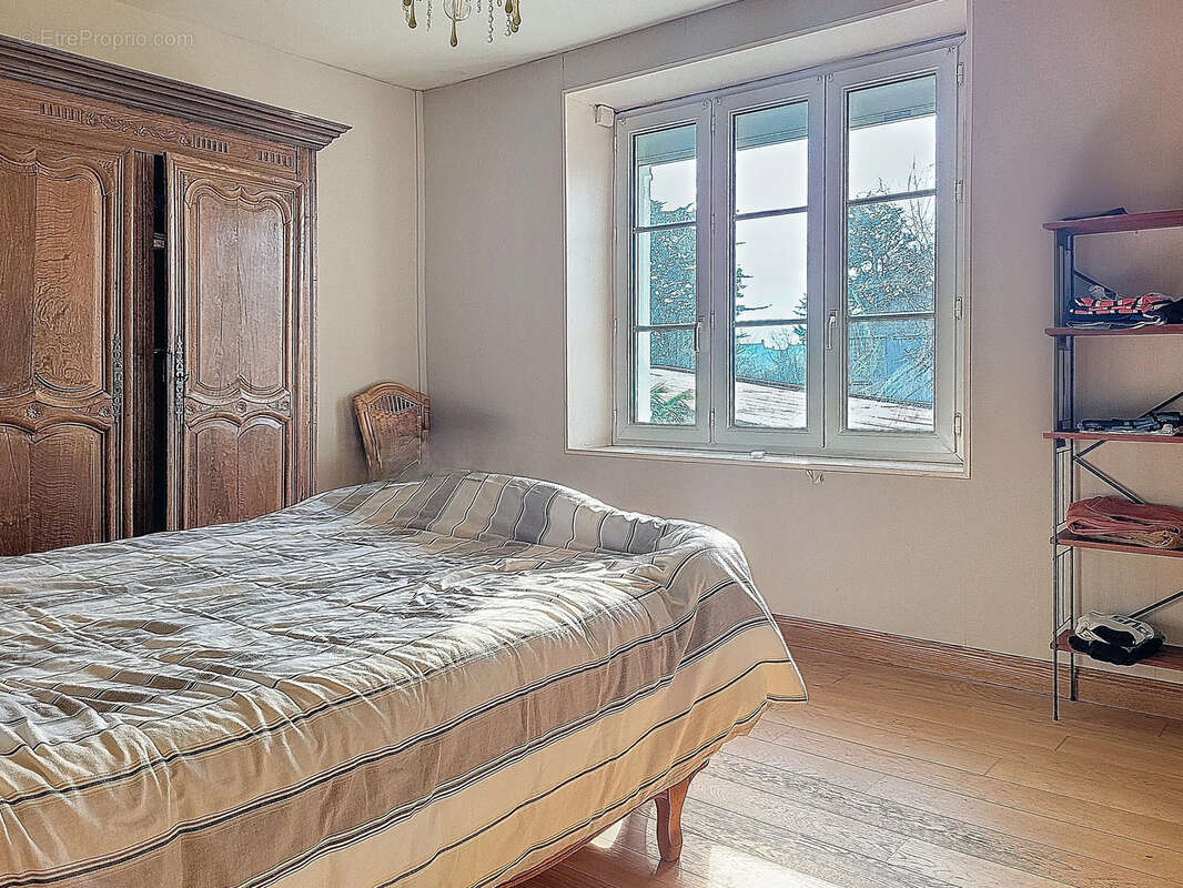 Maison à REGNEVILLE-SUR-MER