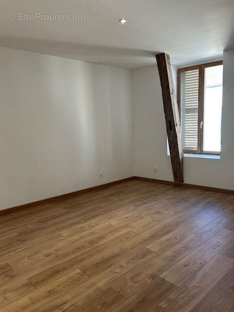 Maison à BONNY-SUR-LOIRE