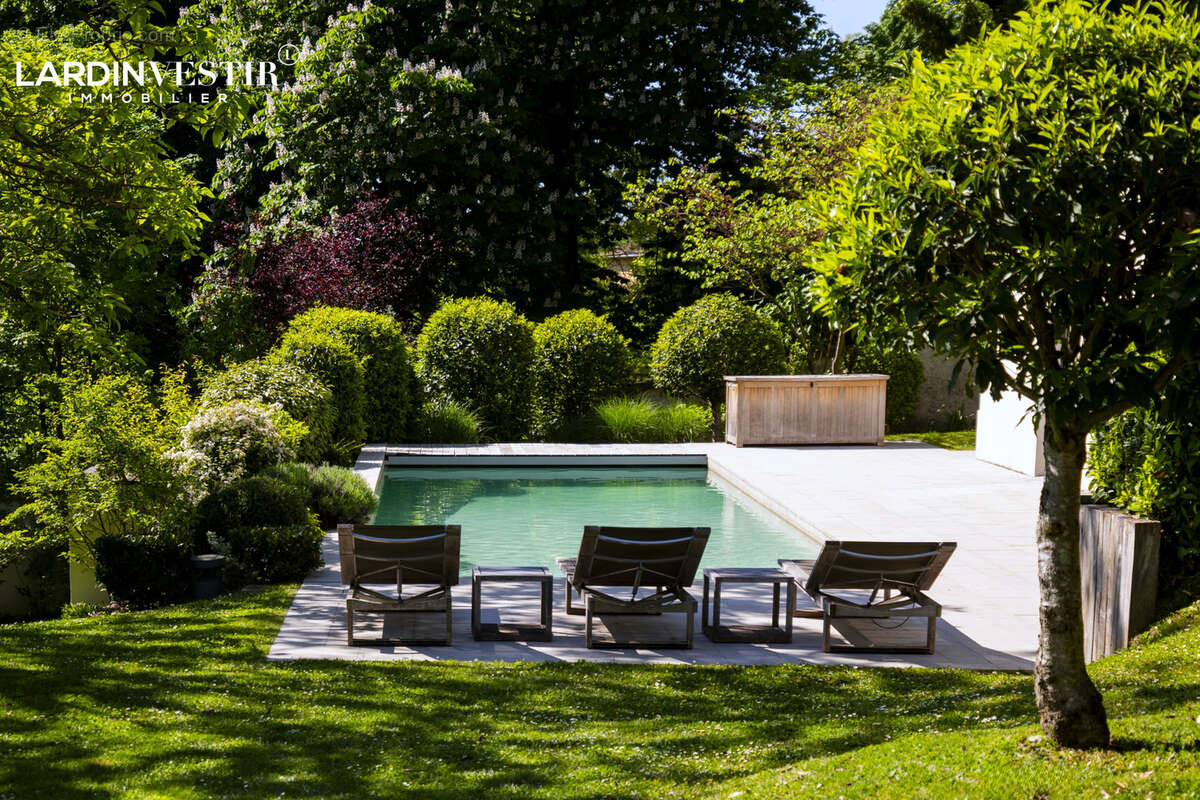 Maison à CALUIRE-ET-CUIRE