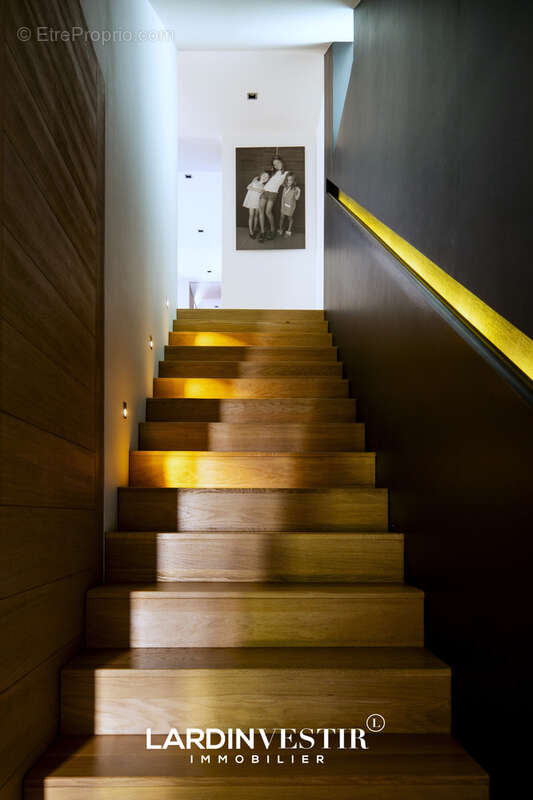 Maison à CALUIRE-ET-CUIRE