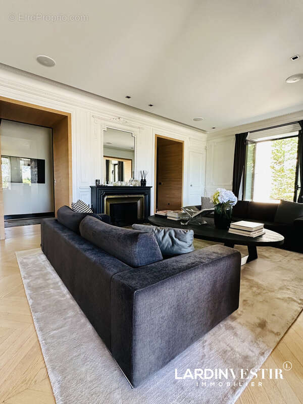 Maison à CALUIRE-ET-CUIRE