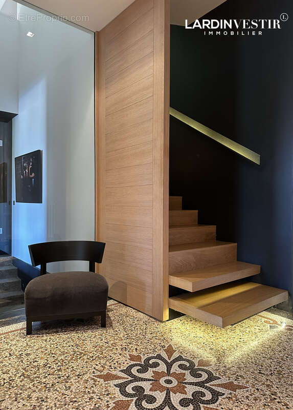 Maison à CALUIRE-ET-CUIRE