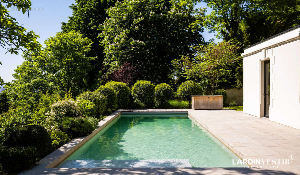 Maison à CALUIRE-ET-CUIRE