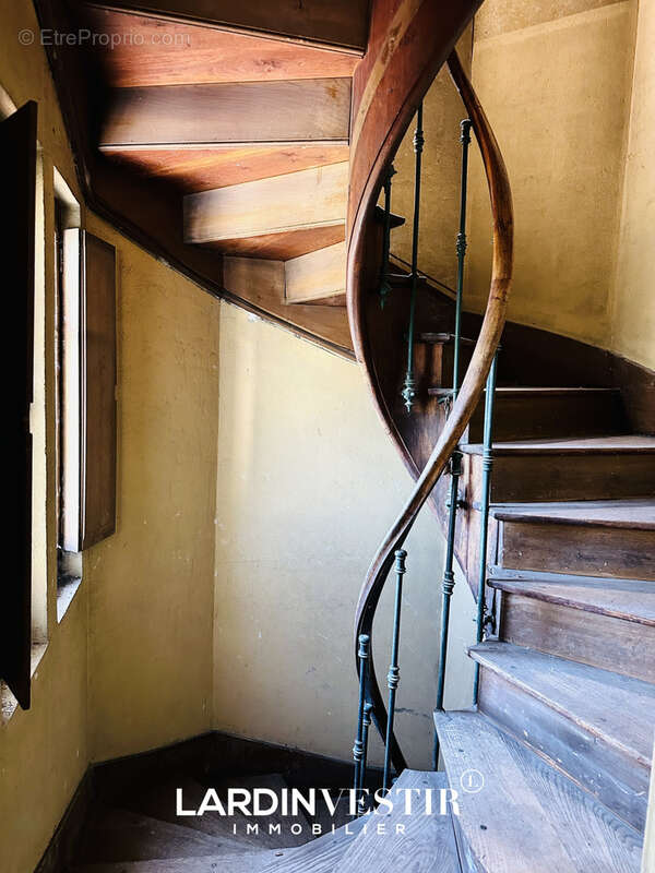 Maison à CALUIRE-ET-CUIRE