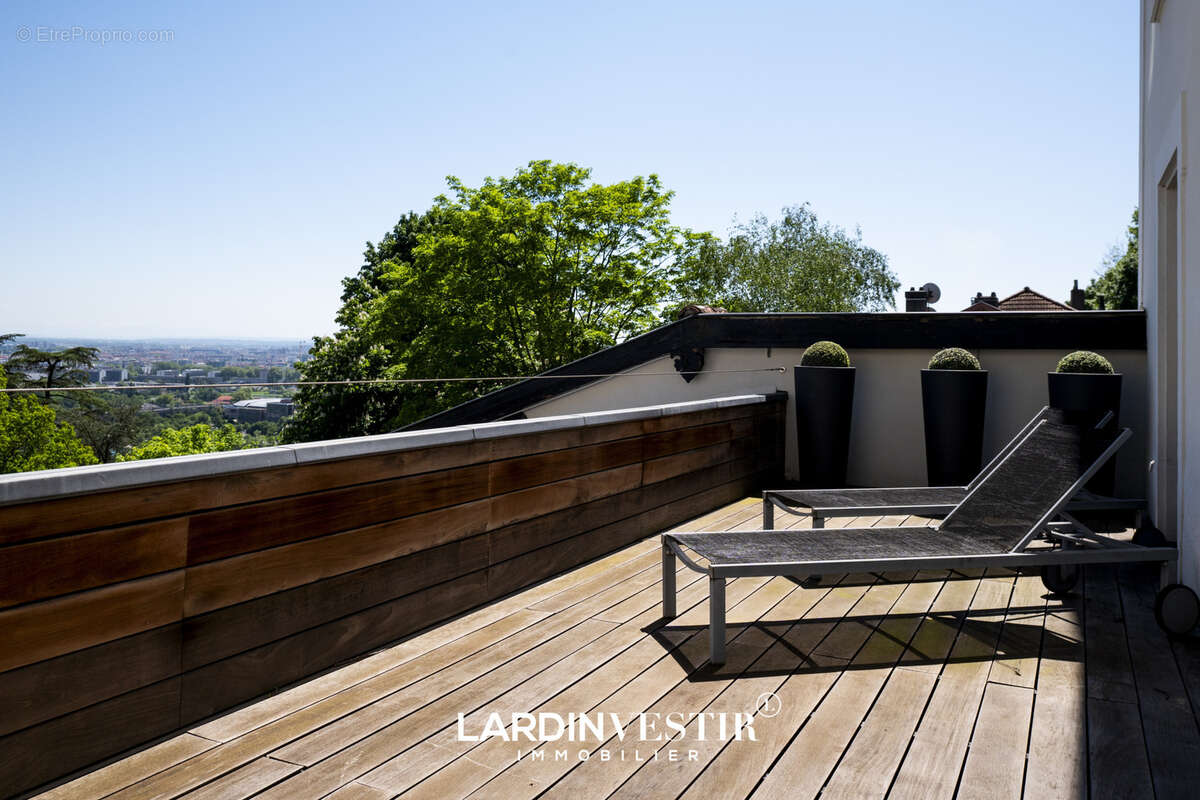 Maison à CALUIRE-ET-CUIRE