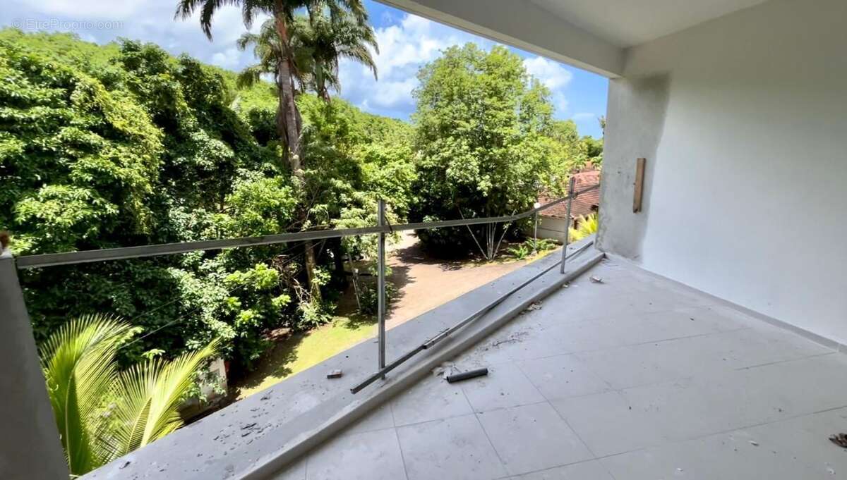 Appartement à LES TROIS-ILETS