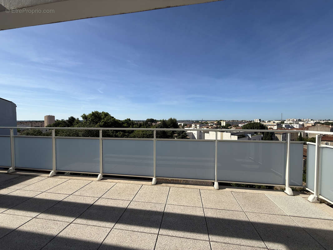 Appartement à NIMES