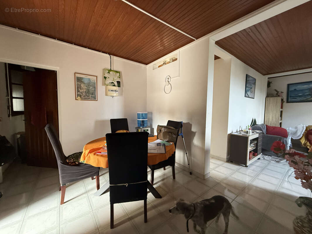 Appartement à DUCOS