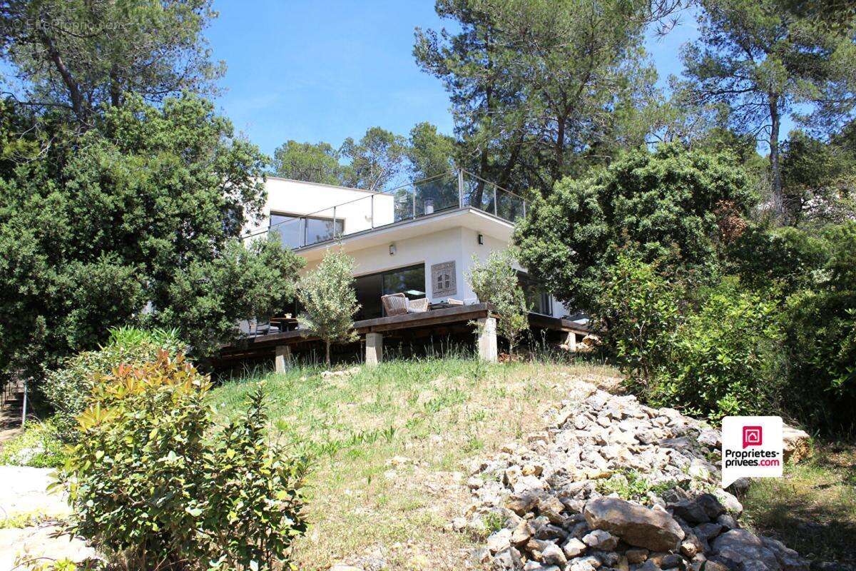 Maison à SAINT-MATHIEU-DE-TREVIERS