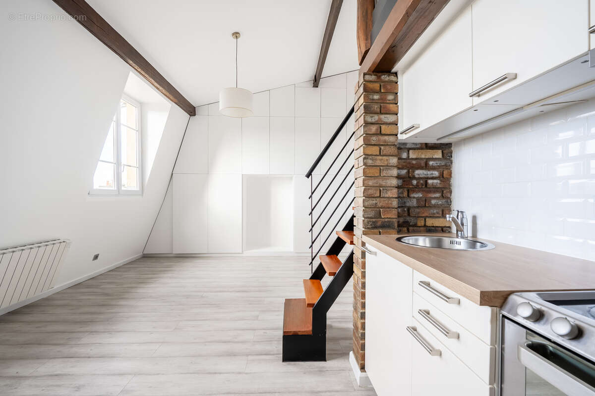 Appartement à PARIS-12E