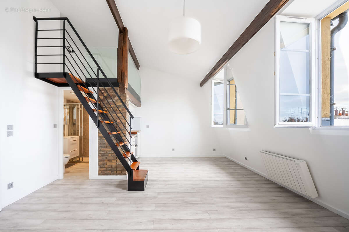 Appartement à PARIS-12E