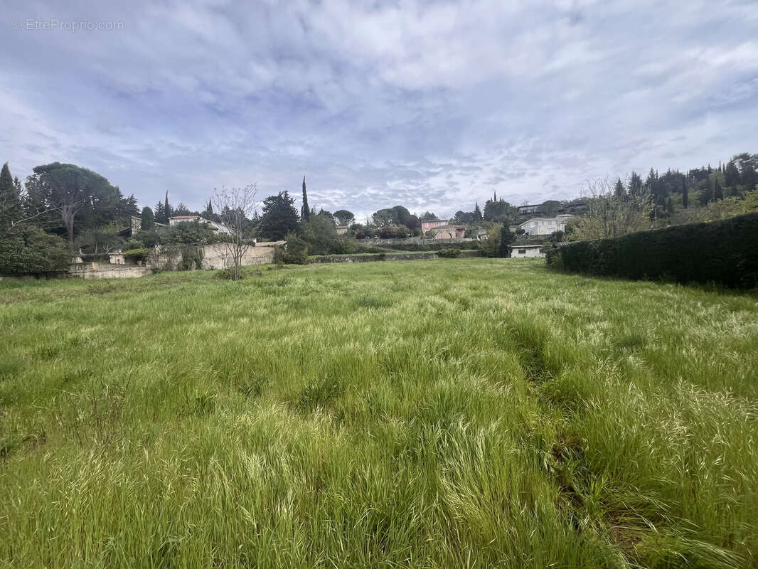 Terrain à BEDARIEUX