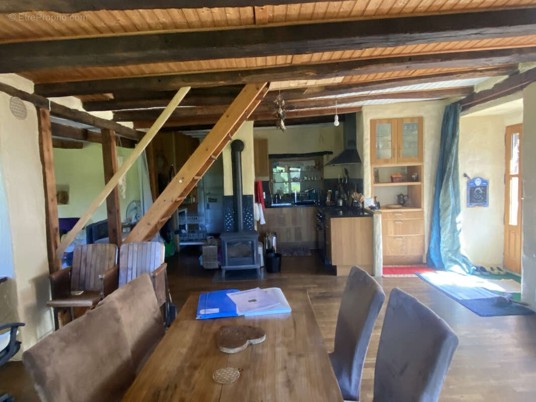 Maison à SAINT-MESMIN