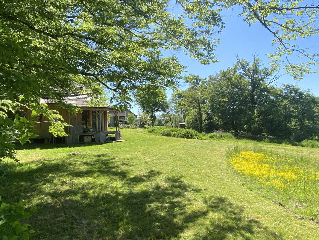 Maison à SAINT-MESMIN