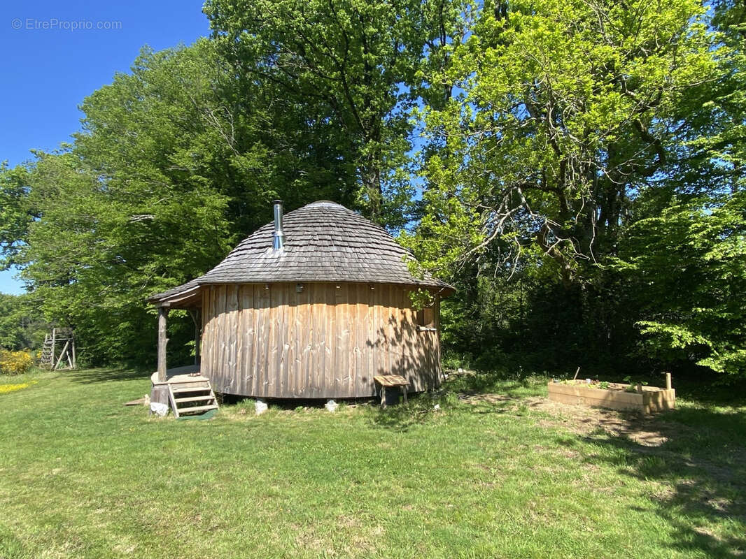 Maison à SAINT-MESMIN
