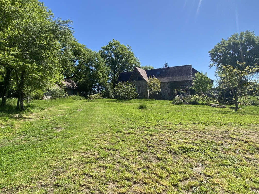 Maison à SAINT-MESMIN