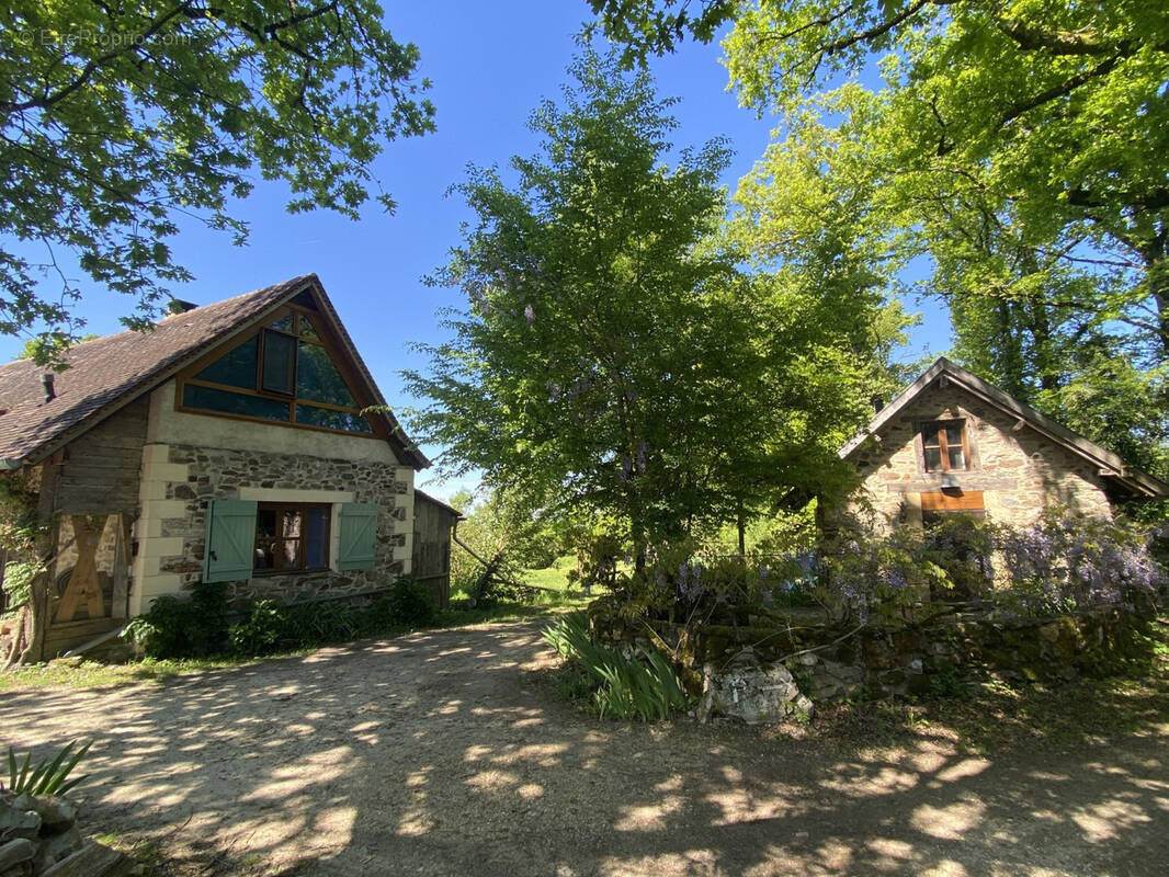 Maison à SAINT-MESMIN