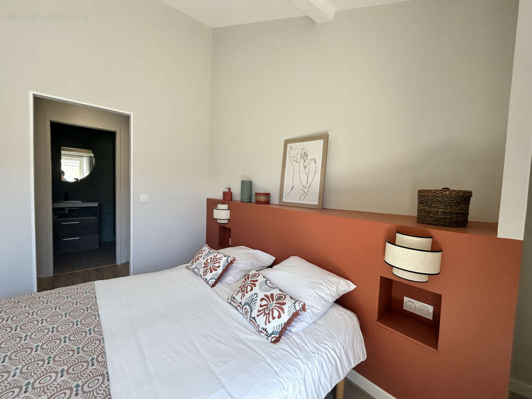 Maison à COLLOBRIERES