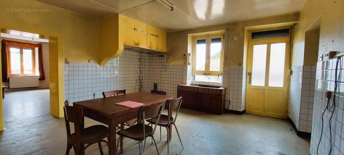 Maison à LUXEUIL-LES-BAINS