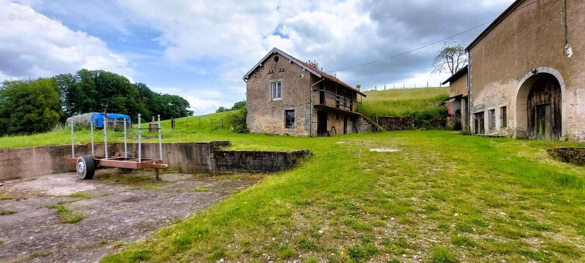 Maison à LUXEUIL-LES-BAINS