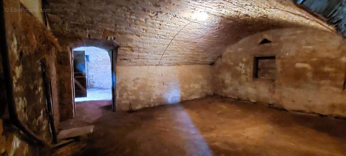 Maison à LUXEUIL-LES-BAINS