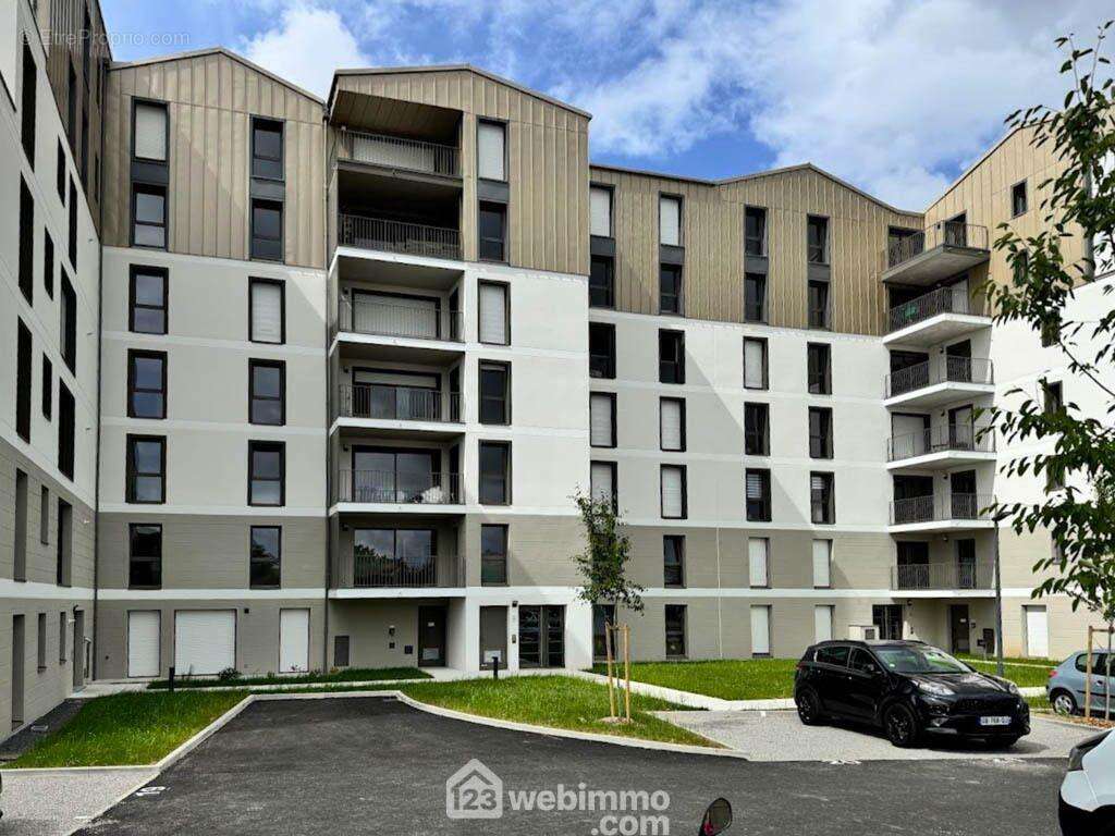 Appartement de 104m² construit en 2024. - Appartement à CHOLET