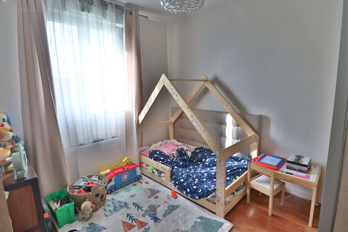 Appartement à SAINT-ANDRE-LES-VERGERS