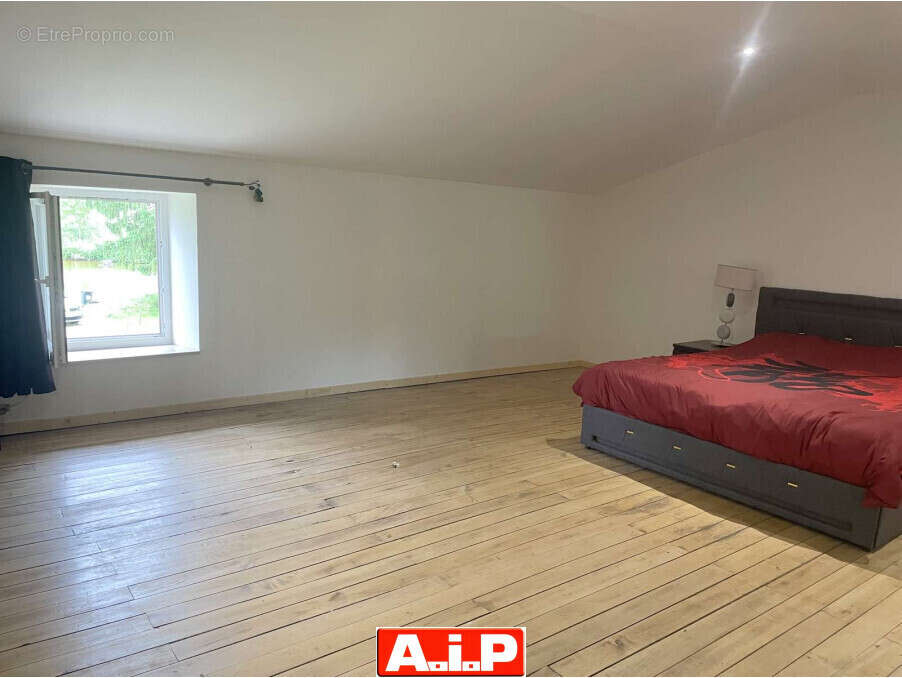 Maison à LA CHAPELLE-AUX-LYS