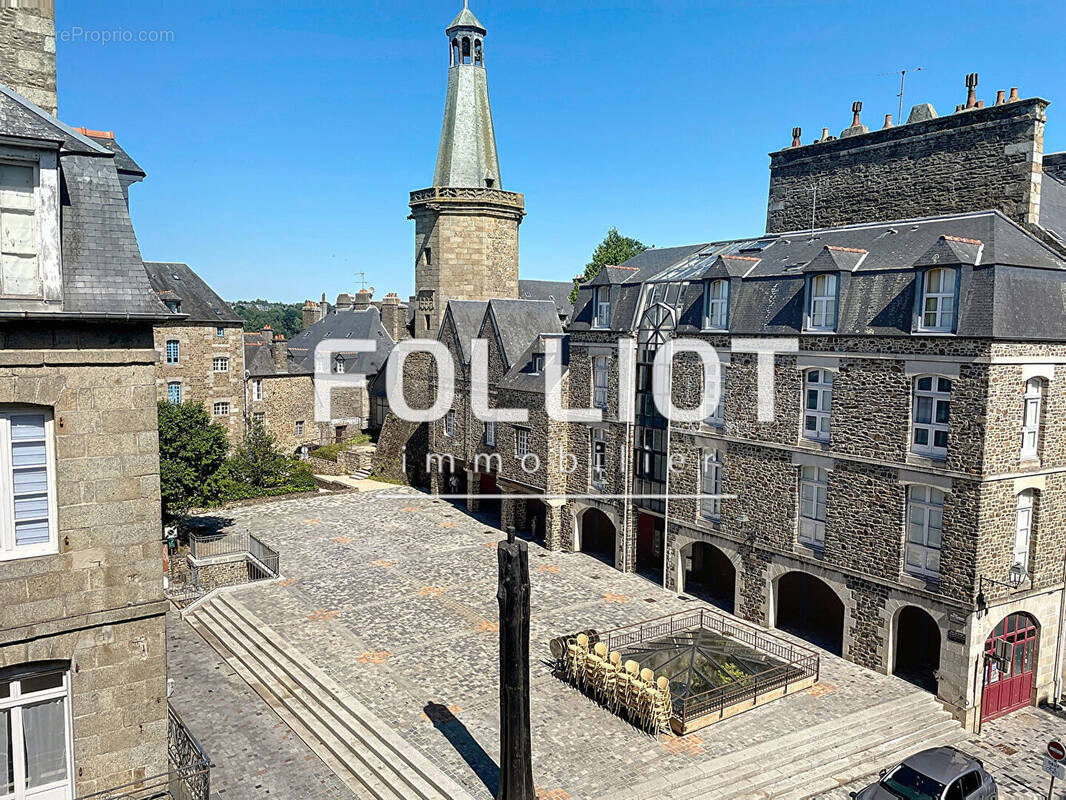 Appartement à FOUGERES
