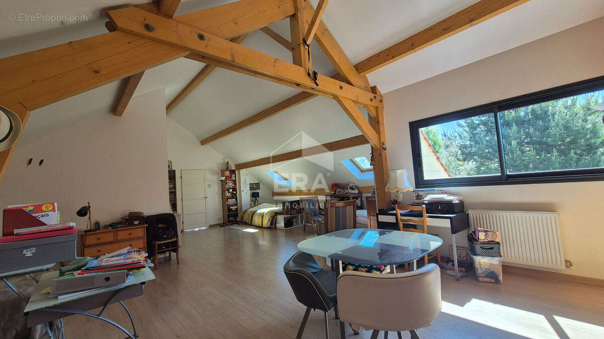 Maison à BRIE-COMTE-ROBERT