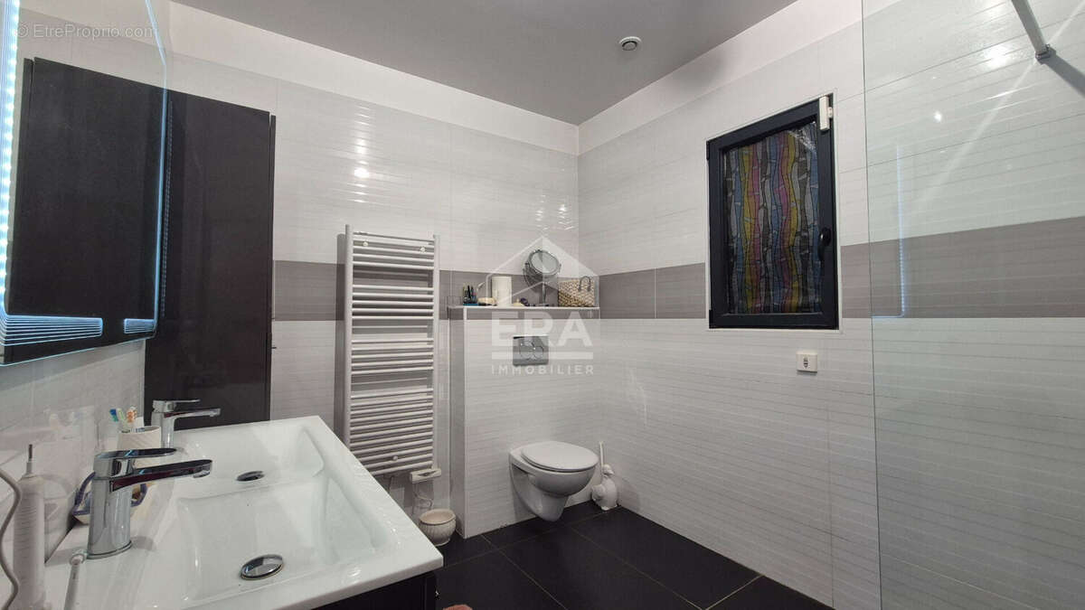 Maison à BRIE-COMTE-ROBERT