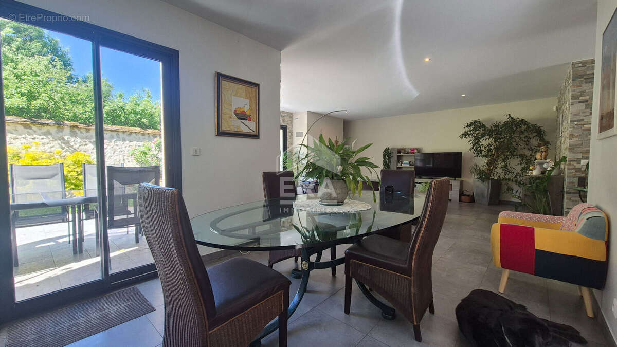 Maison à BRIE-COMTE-ROBERT